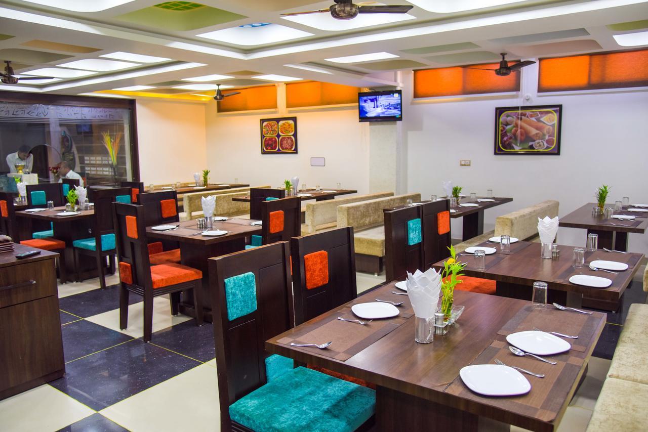 Hotel Tulsi Residency Bhuj Buitenkant foto
