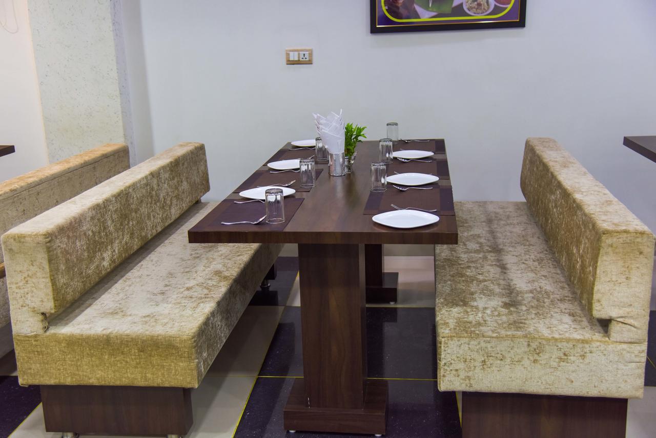 Hotel Tulsi Residency Bhuj Buitenkant foto