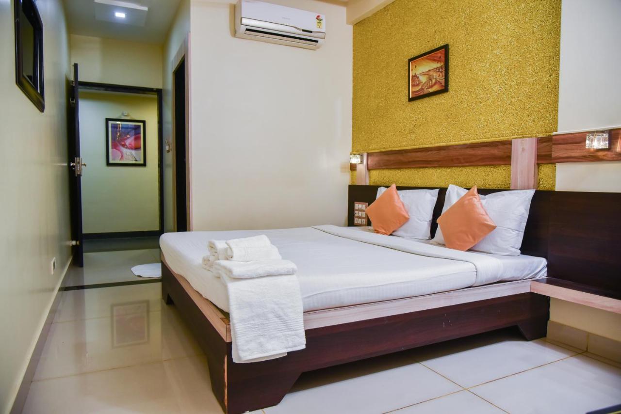 Hotel Tulsi Residency Bhuj Buitenkant foto