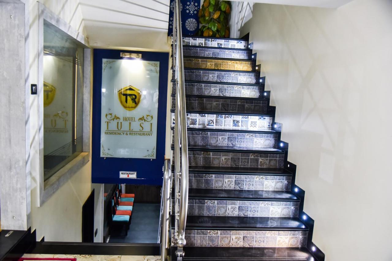 Hotel Tulsi Residency Bhuj Buitenkant foto